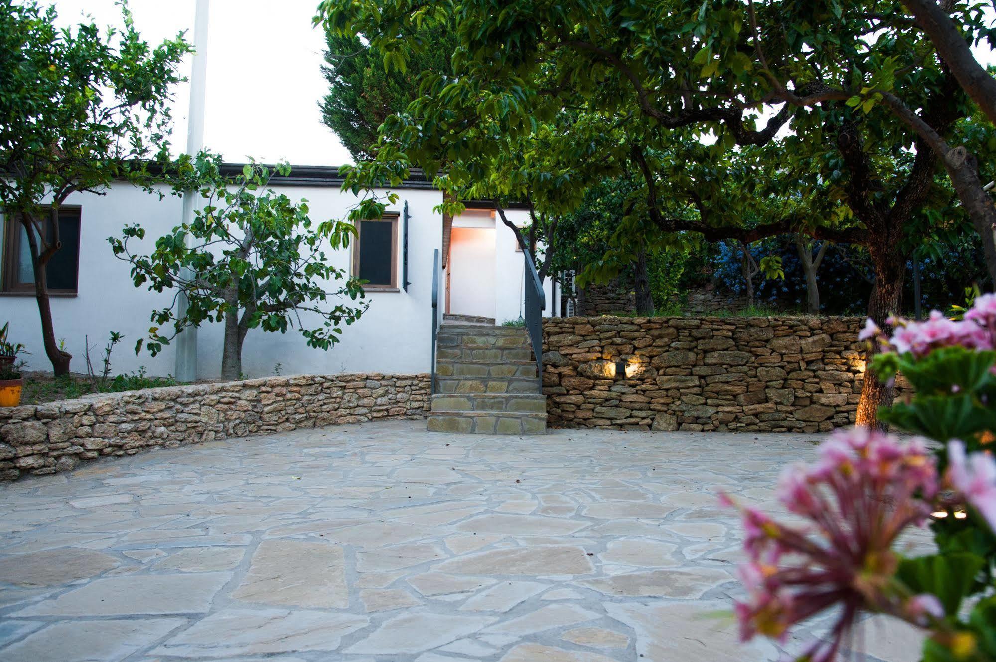 Bed and Breakfast Gli Aranci Agropoli Exterior foto